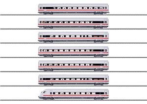 Gruppo di carrozze per treni rapidi ICE — Märklin 42930